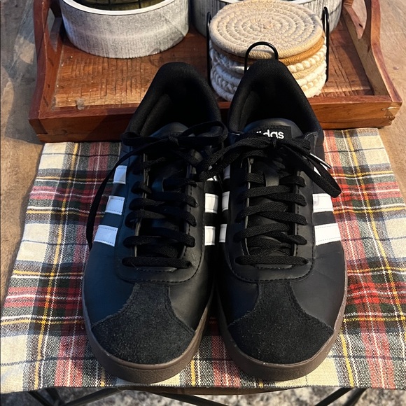 Adidas women’s Black and White Sneakers with Brown Sole - Picture 2 of 3